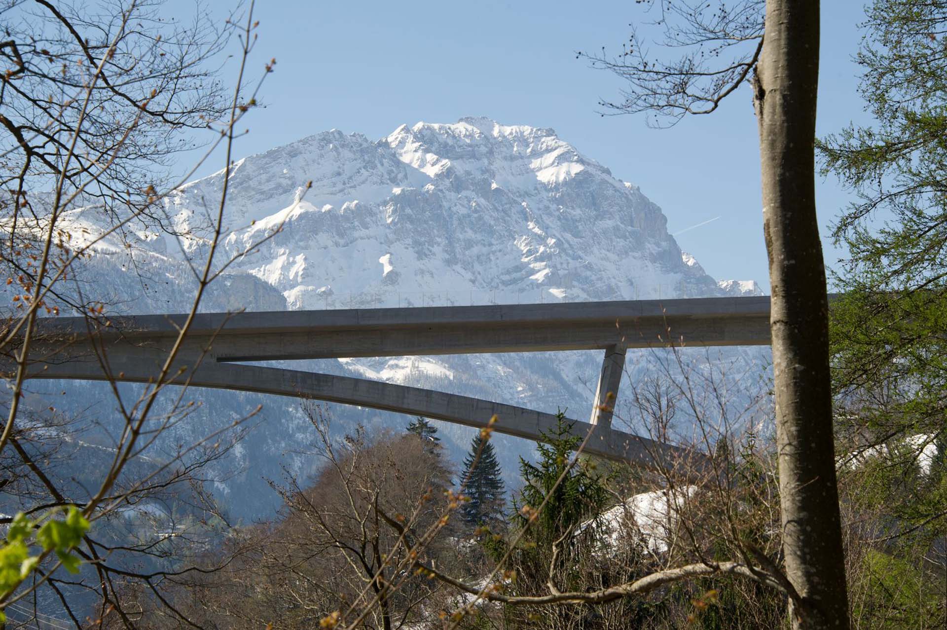 Jakob safety net for tamina bridge, switzerland