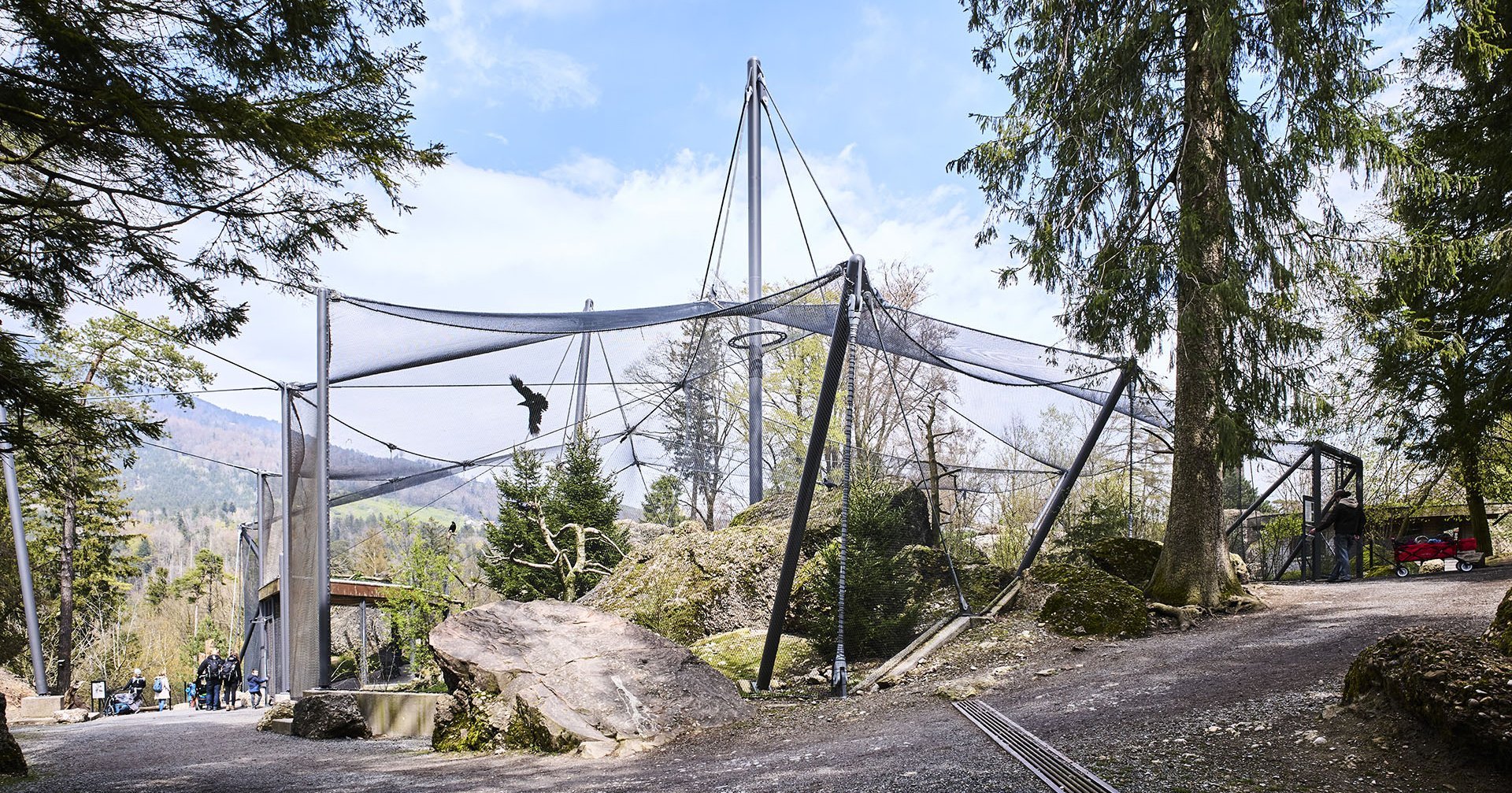 Web Net Rope System Webnet aviary in Goldau Zoo: Jakob Rope Systems