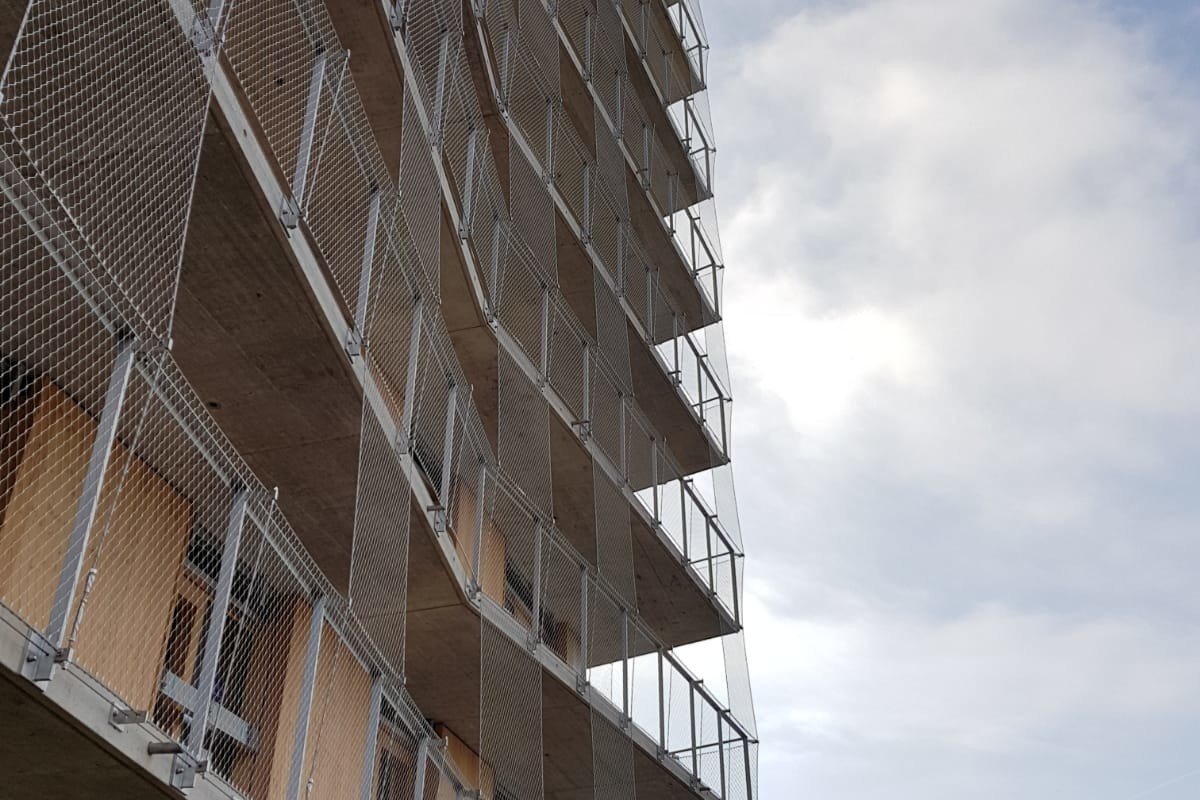 Building with Webnet balconies, Les Falaises, Lausanne